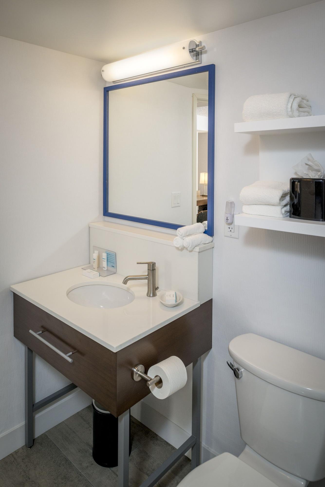 Hampton Inn Long Island/Commack Exterior photo