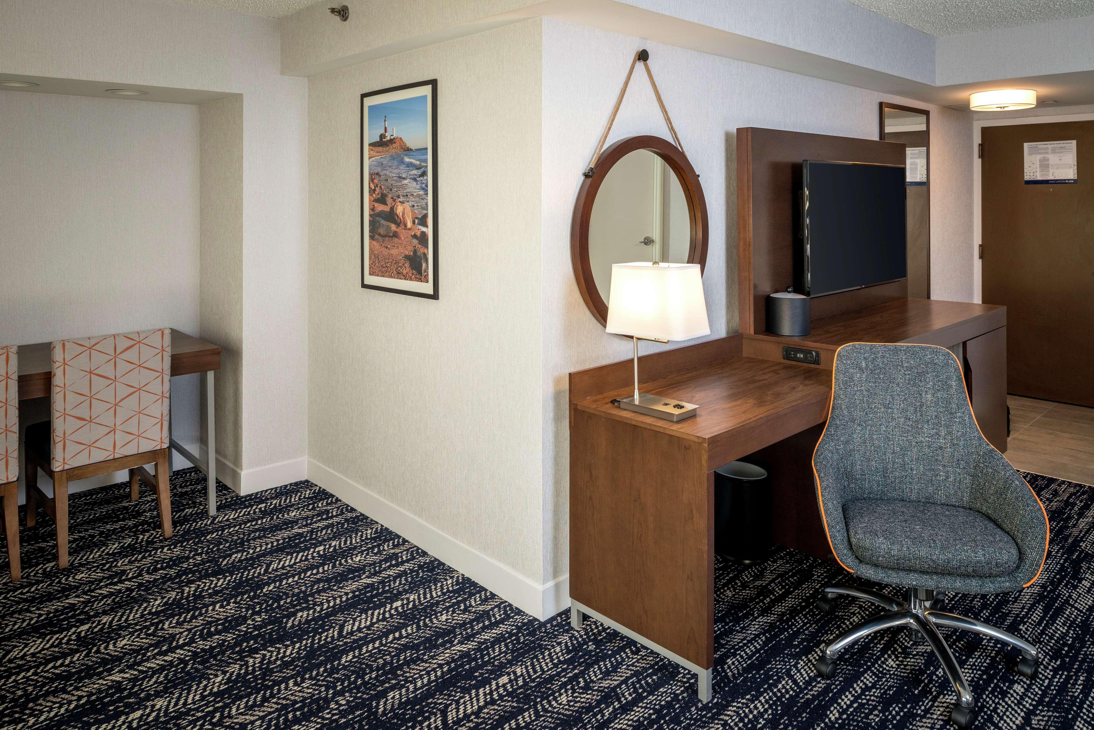 Hampton Inn Long Island/Commack Exterior photo