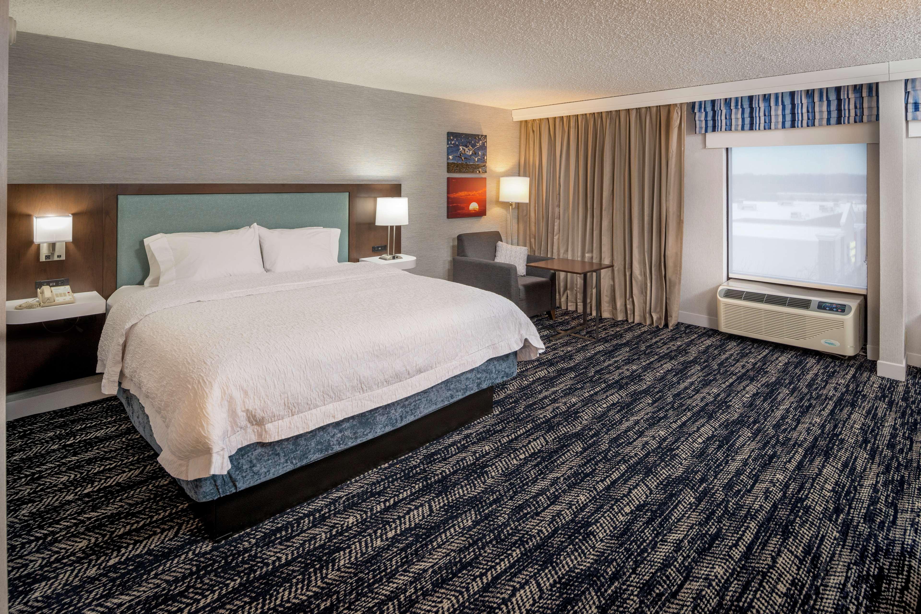Hampton Inn Long Island/Commack Exterior photo