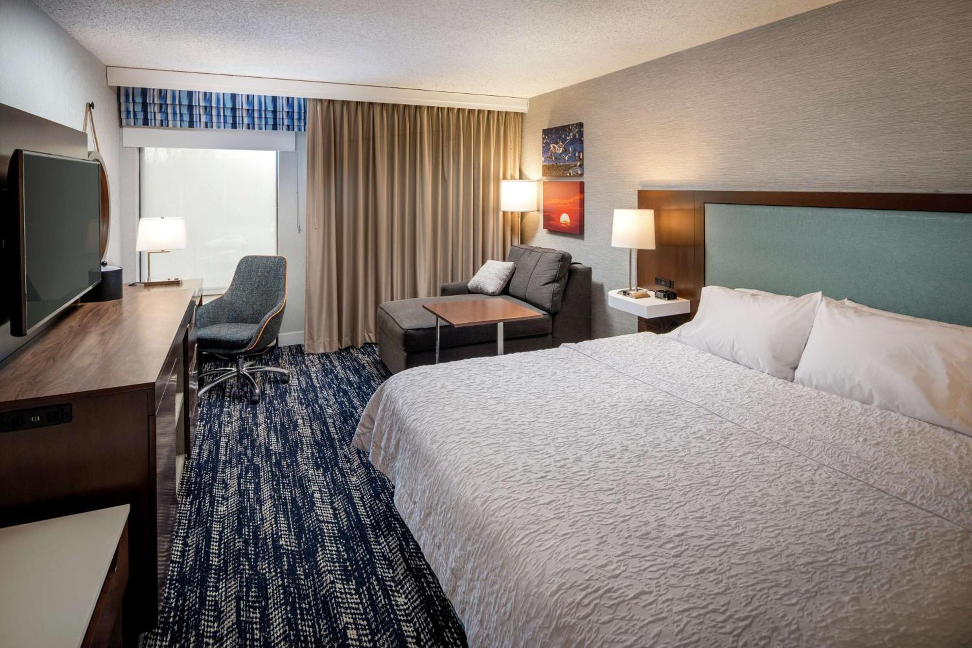 Hampton Inn Long Island/Commack Exterior photo